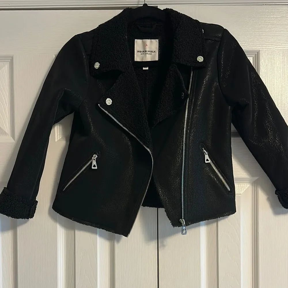 Urban Republic Girls Black Faux Leather Moto Zipper Jacket - Size M